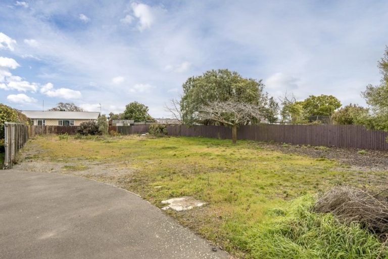 Photo of property in 61 Bassett Street, Burwood, Christchurch, 8083
