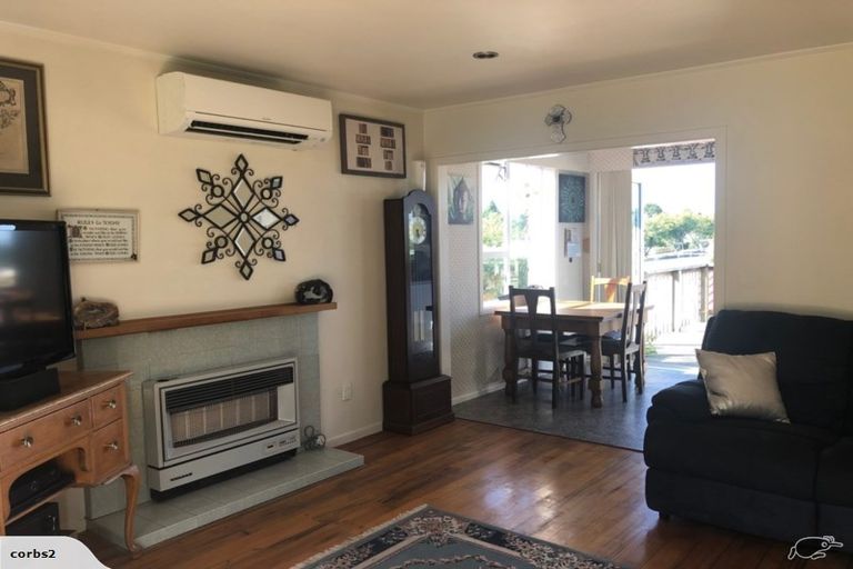 Photo of property in 1 Bear Street, Tirau, 3410