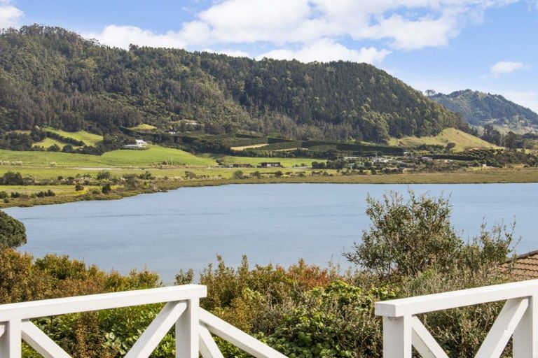 Photo of property in 251 Tanners Point Road, Tanners Point, Katikati, 3177