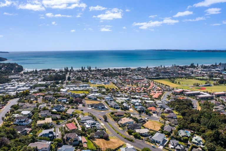 Photo of property in 26 Savoy Road, Orewa, 0931