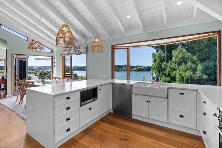 Photo of property in 8 Martin Road, Matakana, Warkworth, 0985