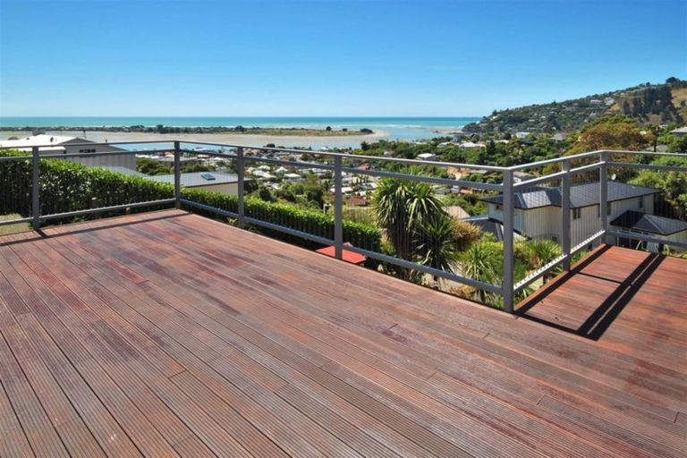 Photo of property in 10 Challenger Lane, Redcliffs, Christchurch, 8081