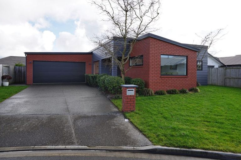 Photo of property in 39 Avian Place, Flagstaff, Hamilton, 3210