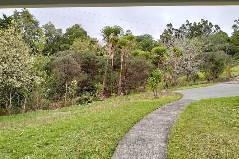 Photo of property in 419 Wairere Road, Waitakere, Henderson, 0782