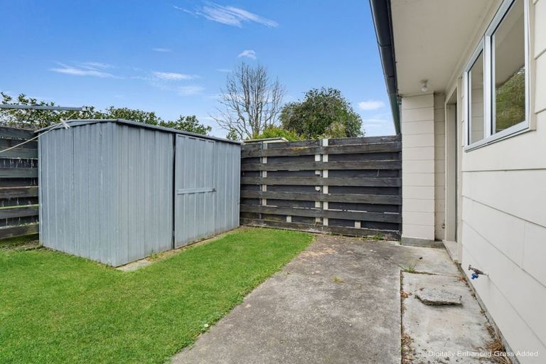 Photo of property in 1 Dunk Place, Milson, Palmerston North, 4414