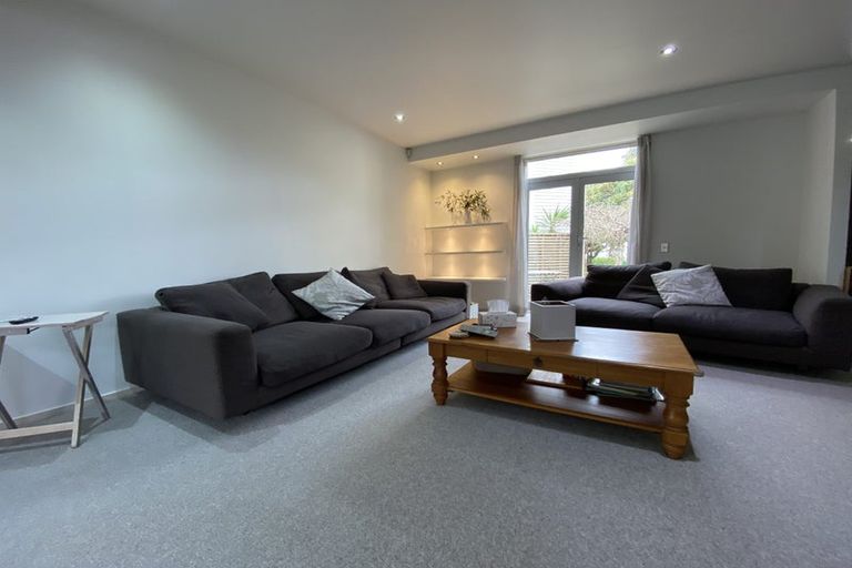 Photo of property in 78 Gunner Drive, Te Atatu Peninsula, Auckland, 0610