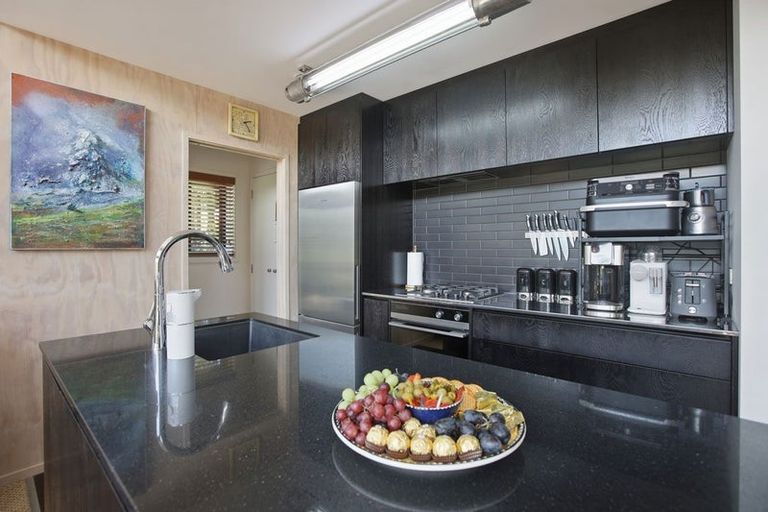Photo of property in 4/66 Powderham Street, New Plymouth, 4310