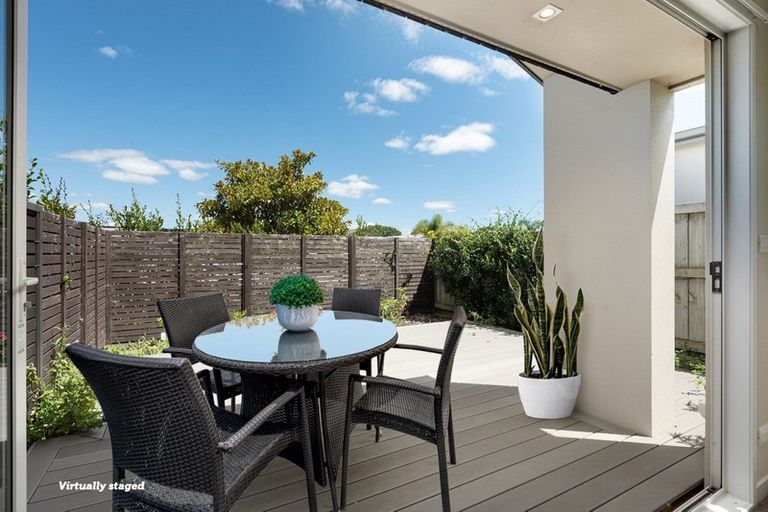 Photo of property in 16 Saint Pauls Drive, Brookfield, Tauranga, 3110