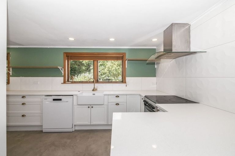 Photo of property in 1/13 Hammond Avenue, Hatfields Beach, Orewa, 0931