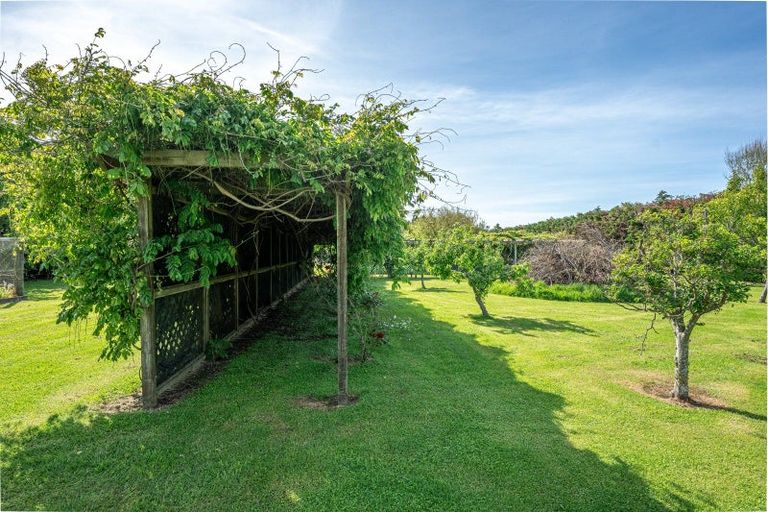 Photo of property in 21a Atkinson Avenue, Otaki Beach, Otaki, 5512