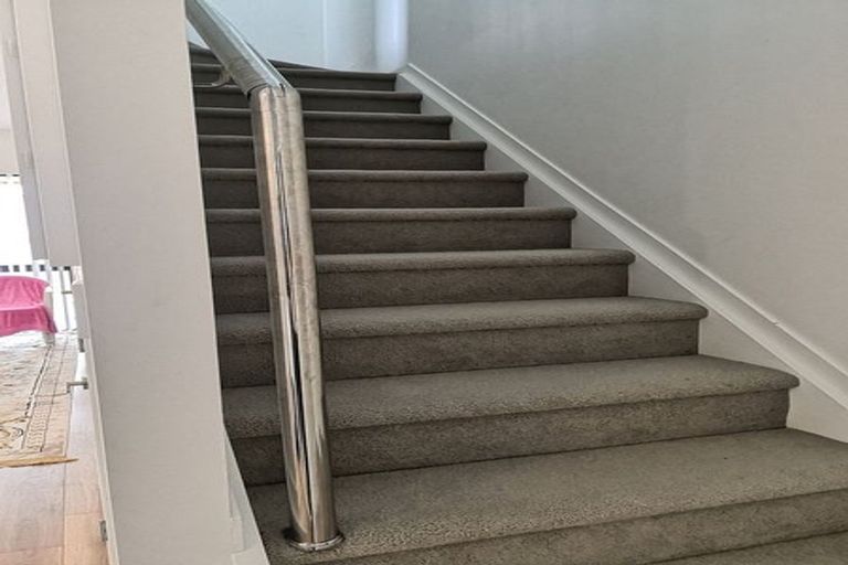 Photo of property in 9b Poruru Close, Papakura, 2110