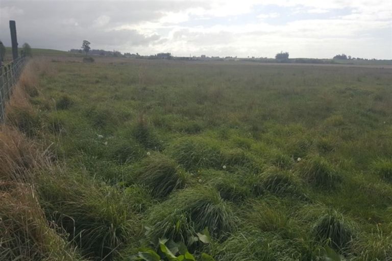 Photo of property in 429 Timaru Road, Waimate, 7978