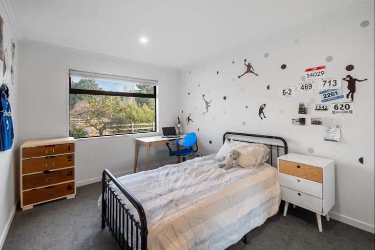 Photo of property in 1 Kingsdowne Drive, West Melton, 7618