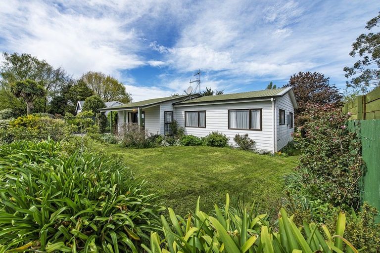 Photo of property in 8 Saint James Street, Southbridge, 7602