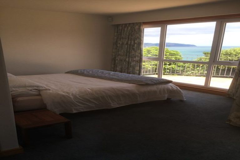 Photo of property in 28 Ngaumatau Road, Point Howard, Lower Hutt, 5013