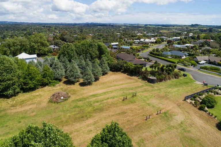 Photo of property in 10 Heron Hill, Kerikeri, 0230