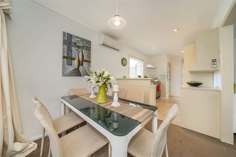 Photo of property in 47 Clouston Park Road, Clouston Park, Upper Hutt, 5018