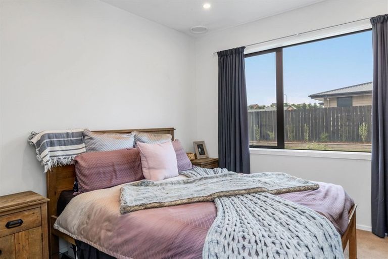 Photo of property in 5 Brewster Crescent, Lake Hawea, Wanaka, 9382