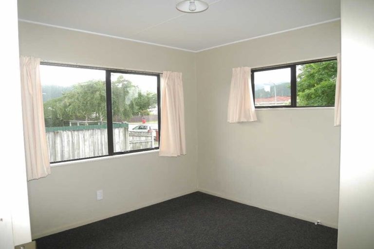 Photo of property in 117 Makarini Street, Paraparaumu, 5032
