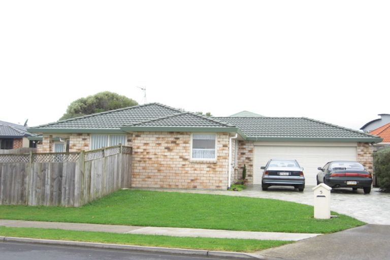 Photo of property in 5 Frederick Reece Drive, The Gardens, Auckland, 2105