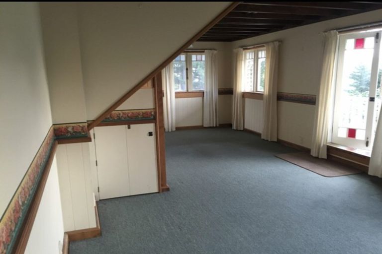 Photo of property in 11a Mcmanaway Grove, Stokes Valley, Lower Hutt, 5019