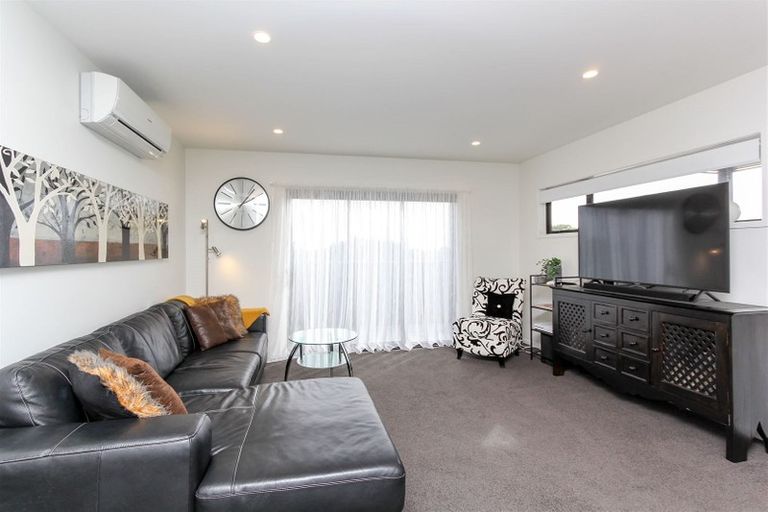 Photo of property in 281 Frankley Road, Ferndale, New Plymouth, 4310