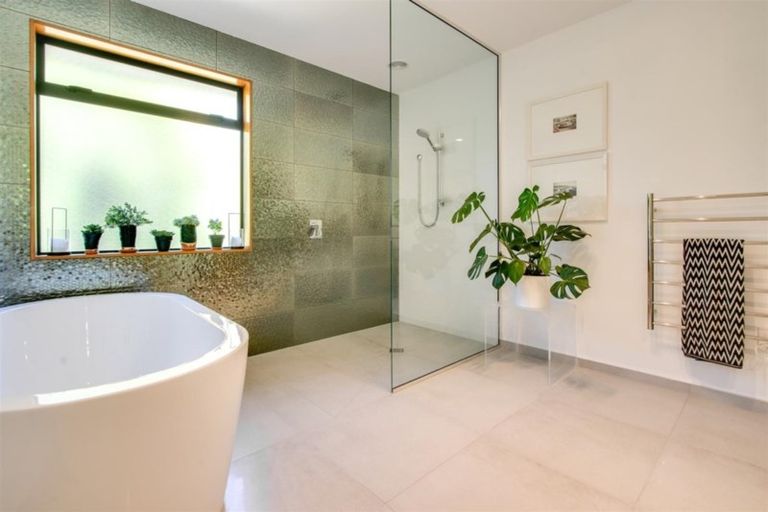 Photo of property in 33a Cedar Road, Te Awanga, 4102