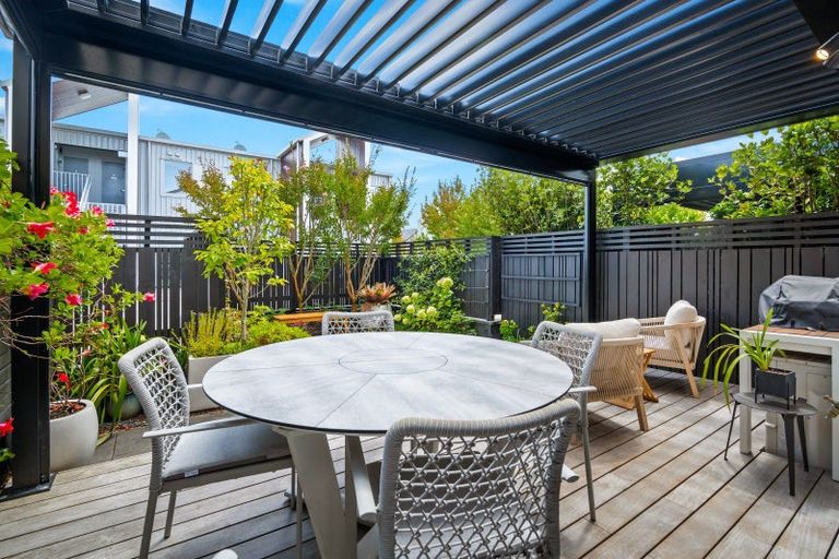 Photo of property in 100 Buckley Avenue, Hobsonville, Auckland, 0616