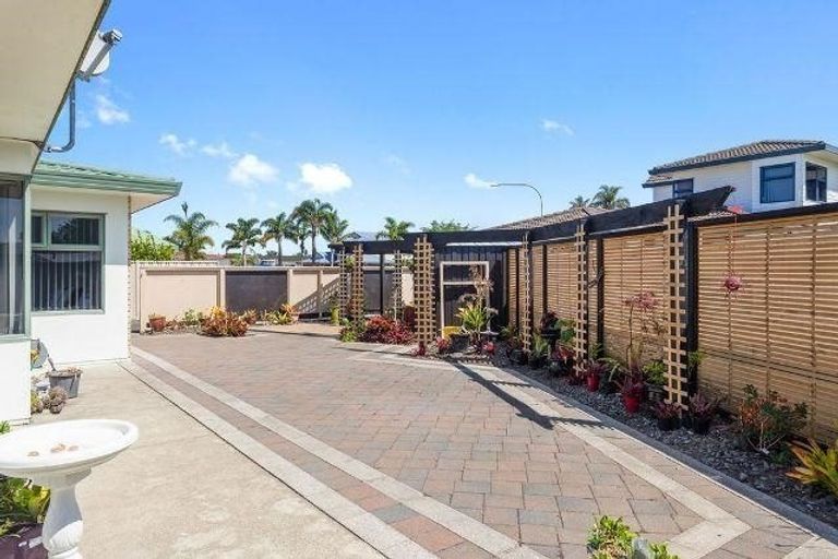 Photo of property in 18 Werahika Place, Whakatane, 3120