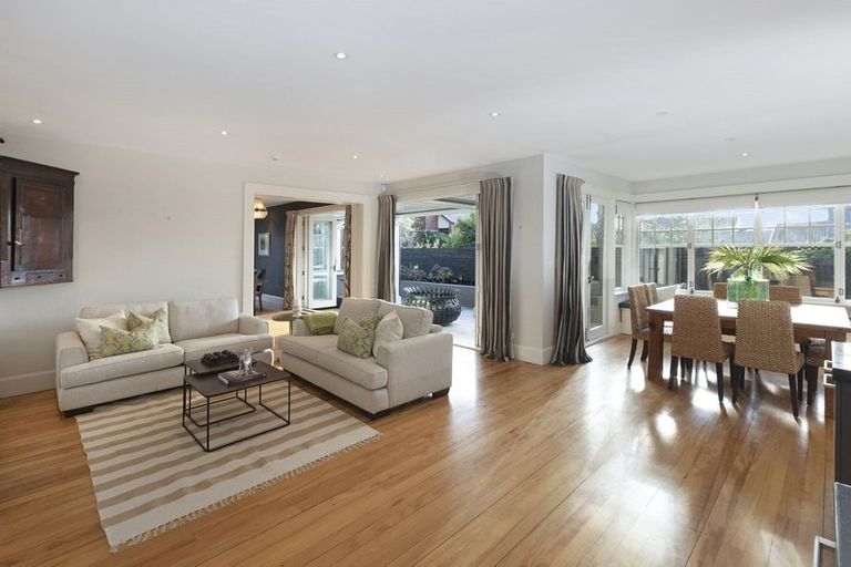 Photo of property in 76 Harakeke Street, Fendalton, Christchurch, 8014