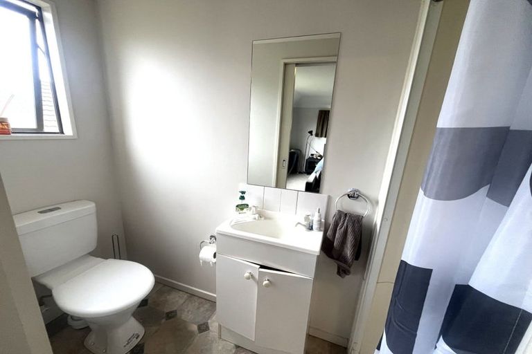 Photo of property in 4/67 Brockworth Place, Riccarton, Christchurch, 8011