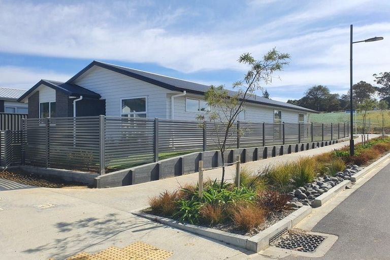 Photo of property in 34 Karearea Avenue, Kenepuru, Porirua, 5022