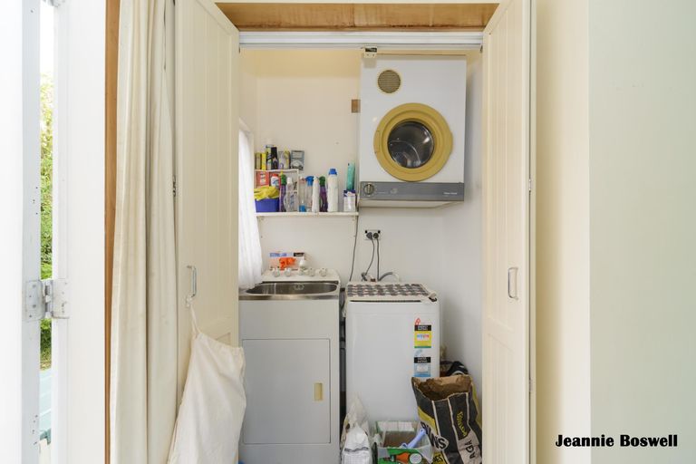 Photo of property in 38 Argyle Avenue, Takaro, Palmerston North, 4410