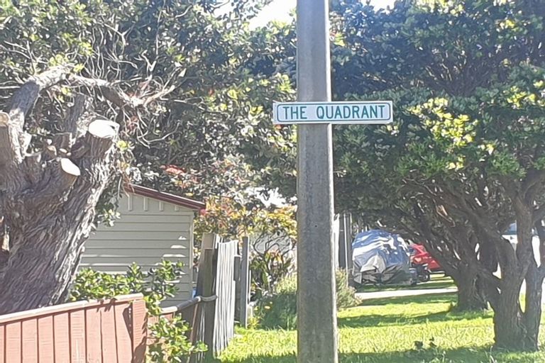 Photo of property in 25b The Quadrant, Miramar, Wellington, 6022