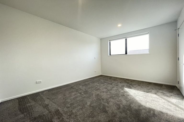 Photo of property in 12 Mohua Lane, Upper Riccarton, Christchurch, 8041