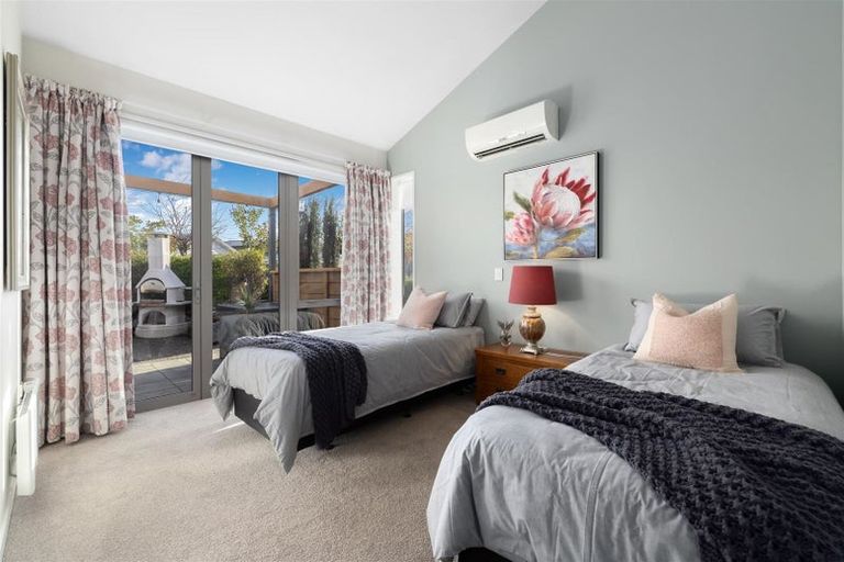 Photo of property in 3 Bridesdale Drive, Lake Hayes, Queenstown, 9304