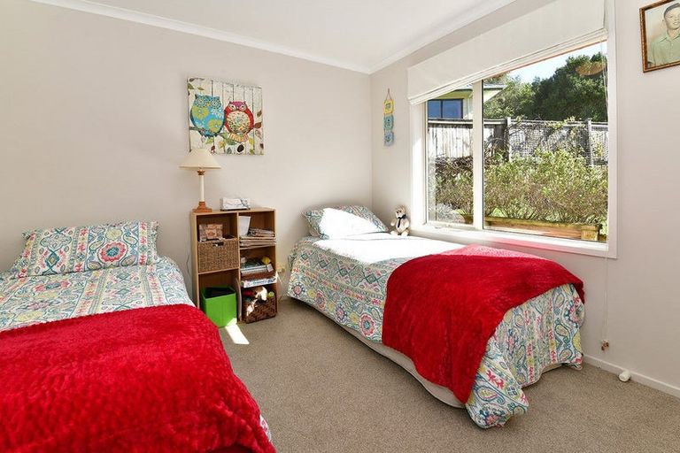 Photo of property in 9 Robinia Place, Snells Beach, 0920