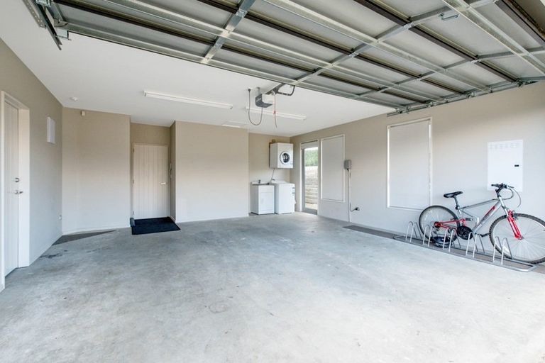 Photo of property in 5 Sunnyside Lane, Wanaka, 9305