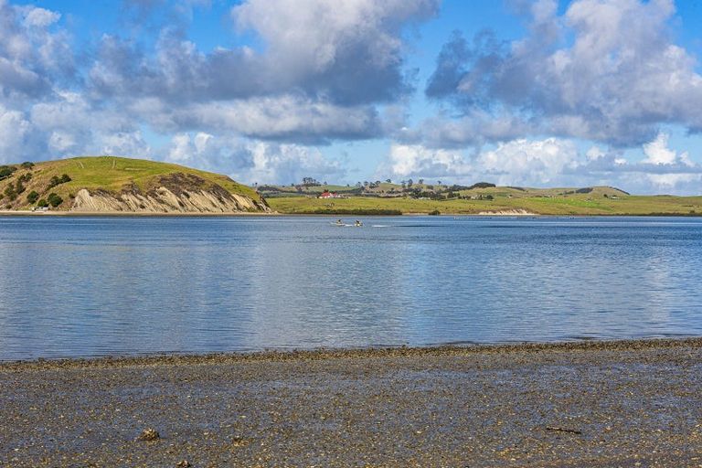 Photo of property in 164 Beatson Road, Whakapirau, 0583