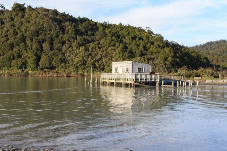 Photo of property in 17 Albert Street, Okarito, Whataroa, 7886