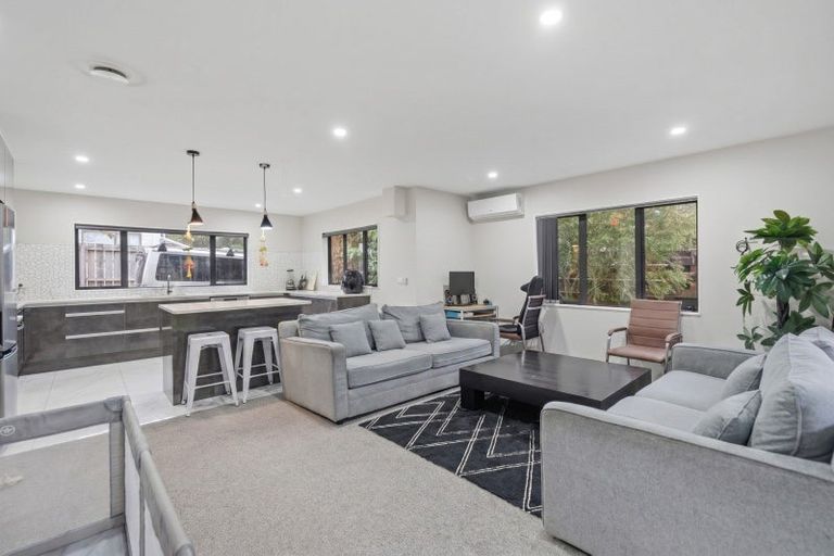 Photo of property in 38c Alma Crescent, Papakura, 2110