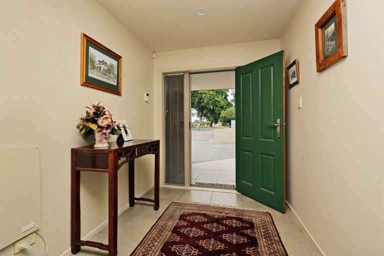 Photo of property in Cheltenham Court, 604 Market Street South, Hastings, 4122