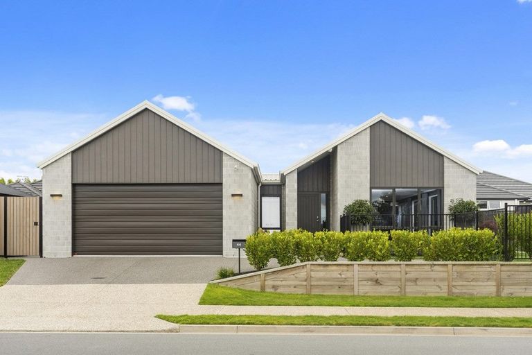 Photo of property in 44 Te Ranga Memorial Drive, Pyes Pa, Tauranga, 3112