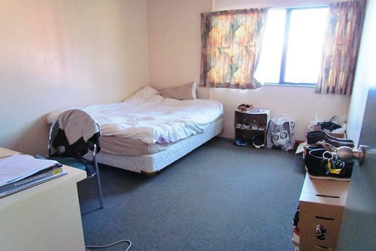 Photo of property in 15 Howe Street, North Dunedin, Dunedin, 9016