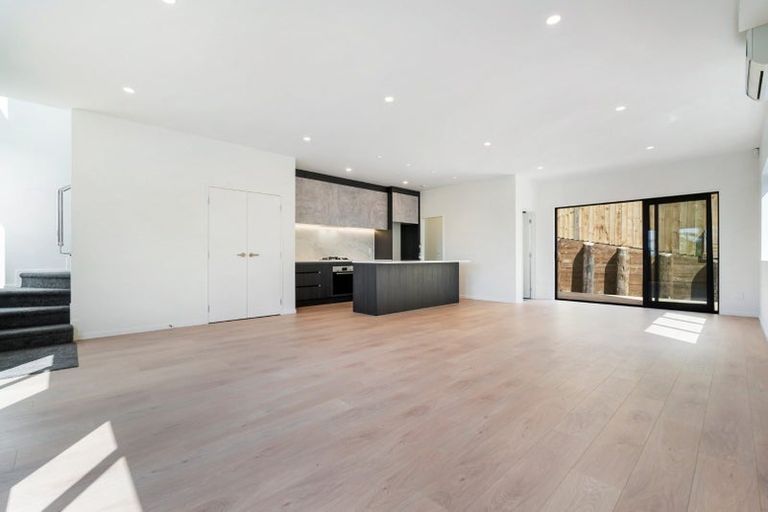 Photo of property in 57b Chequers Avenue, Glenfield, Auckland, 0629