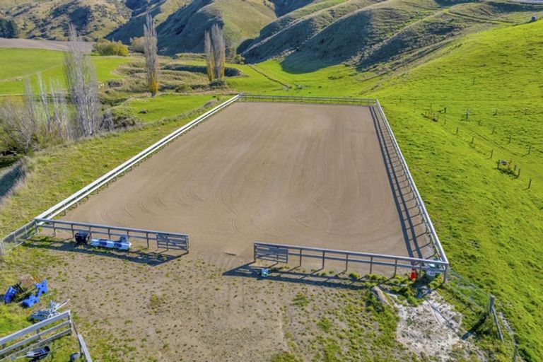 Photo of property in 67 Macraes Road, Waynes, Palmerston, 9483