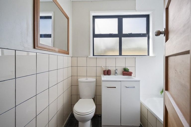 Photo of property in 40 Andrew Avenue, Roslyn, Palmerston North, 4414