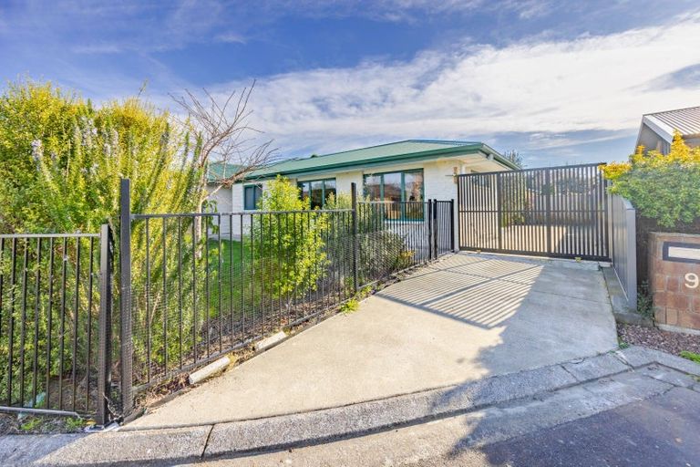 Photo of property in 7 Gregory Grove, Clive, 4102