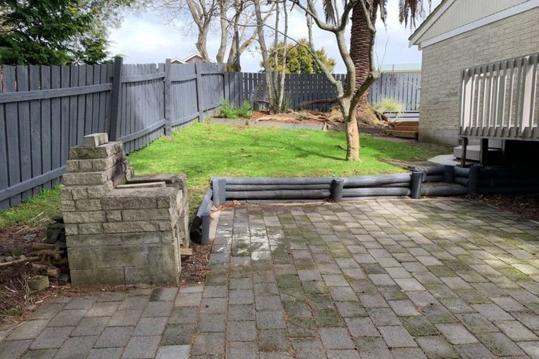 Photo of property in 2/112 Ennis Avenue, Pakuranga Heights, Auckland, 2010