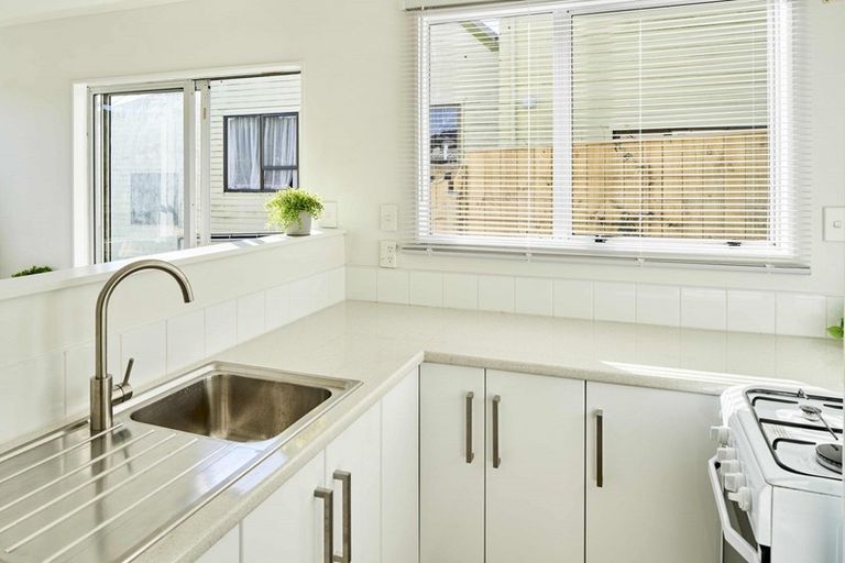 Photo of property in 4 Ensign Lane, Whitby, Porirua, 5024